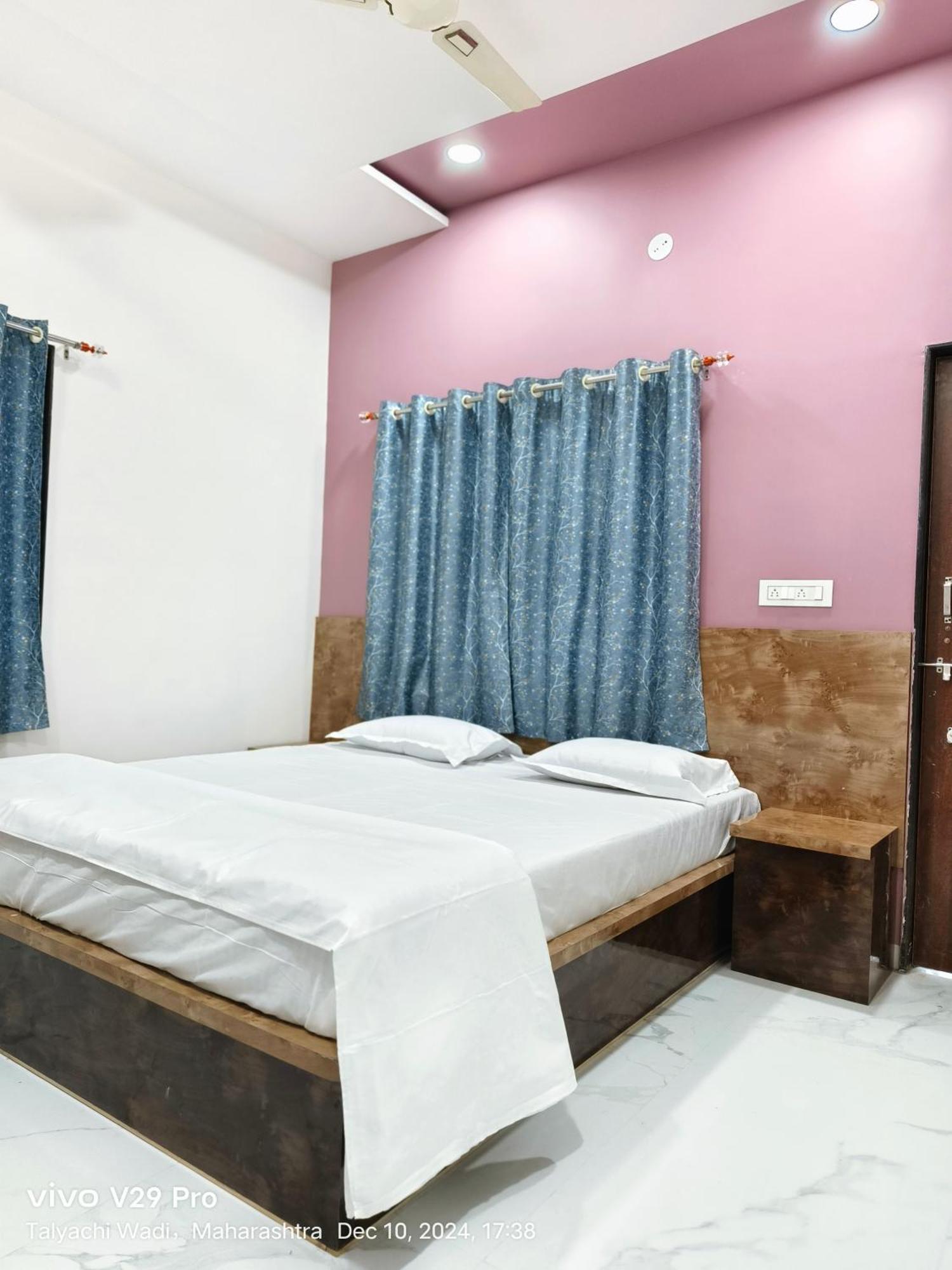 Shree Jyotirlinga Residency Hotell Ellora Exteriör bild